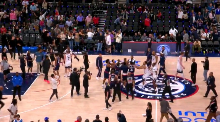 开云官网-冷静！马瑟林和里德赛后因比赛用球归属发生争执 险酿大规模冲突