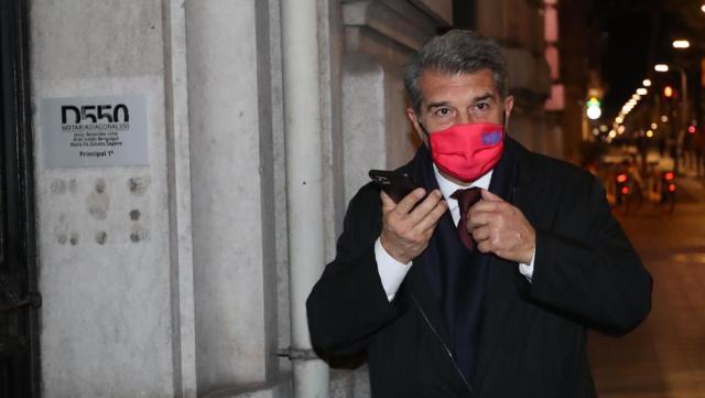 开云首页登录-巴萨球迷的美丽故事助拉波尔塔渡过首个危机